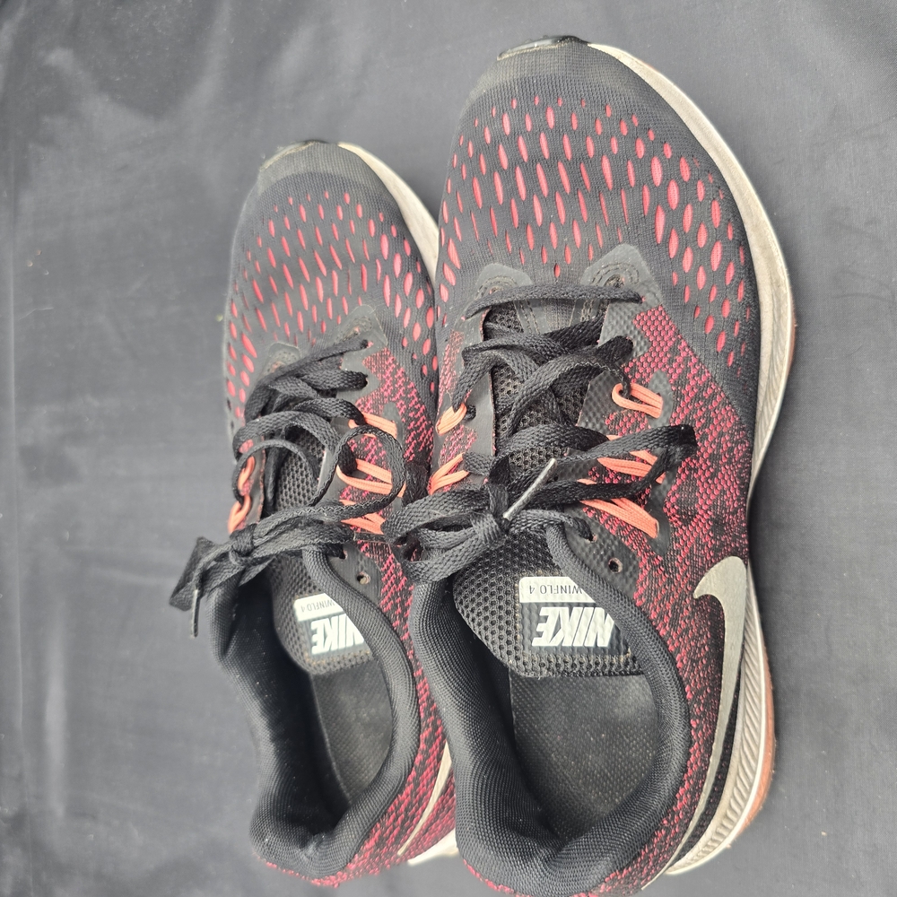 Nike Black and Red Athletic Shoes with Mesh Design
